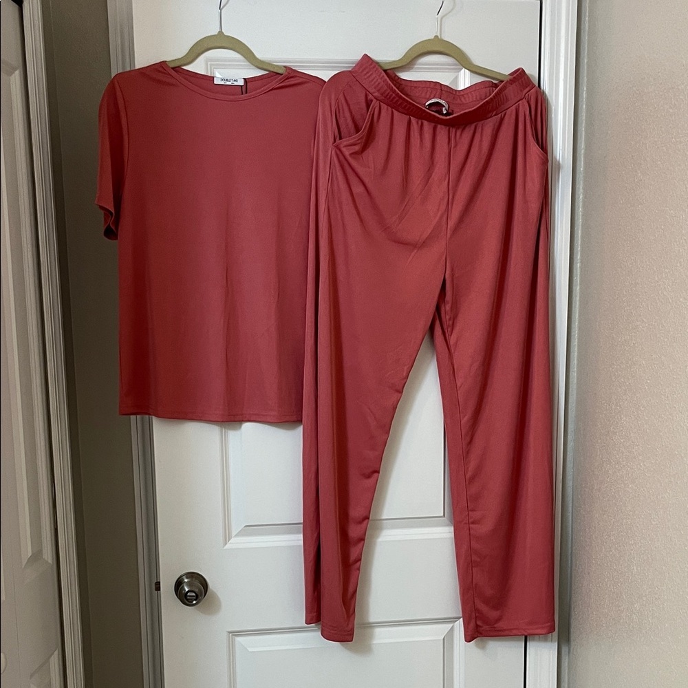 Women's Casual Lounge Set in Soft Pink